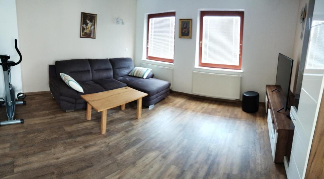 Apartma Julia Spodnje Gorje Bagian luar foto